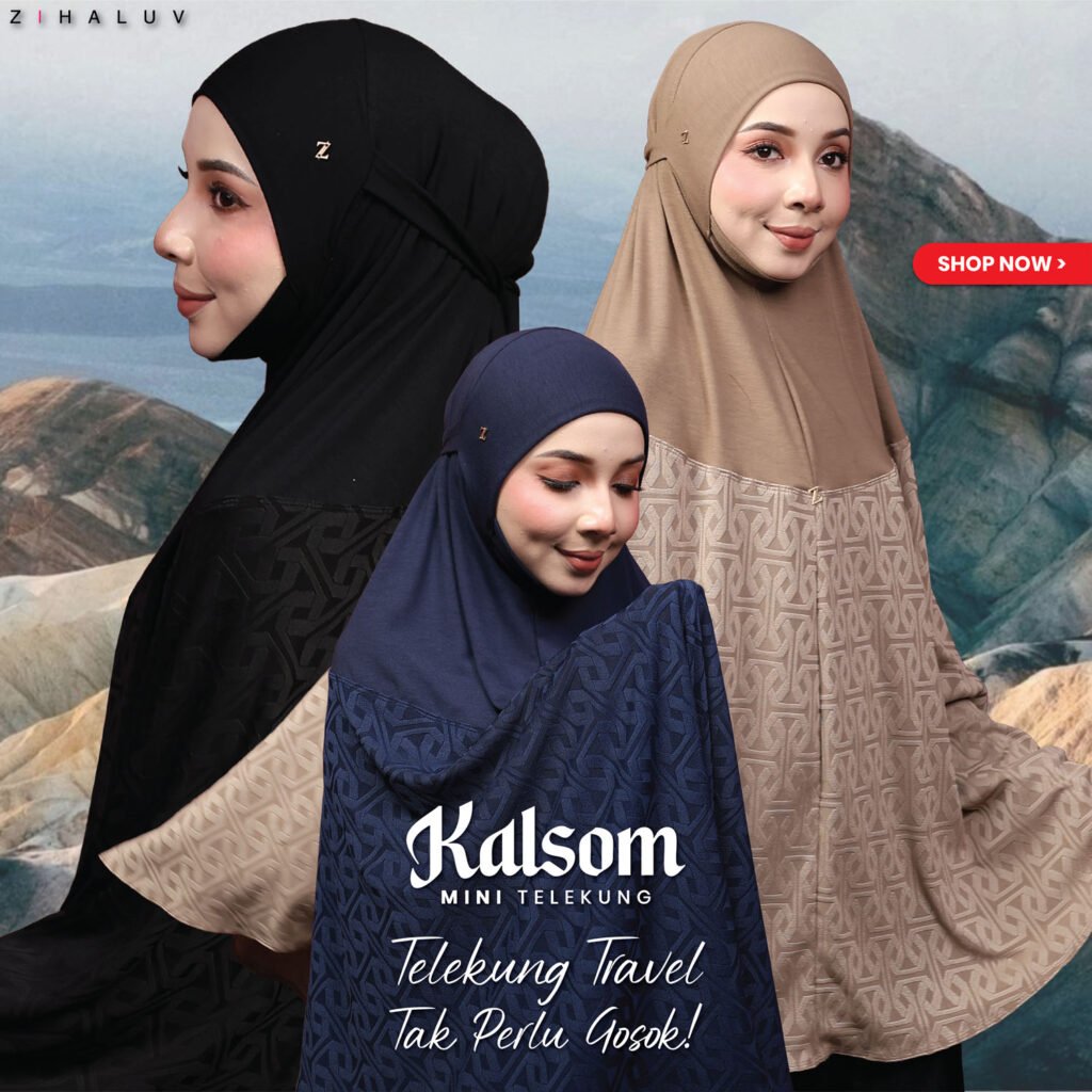 Kalsom Mini Telekung dalam warna hitam, navy dan khaki dengan latar gunung badlands. Telekung travel tak perlu gosok